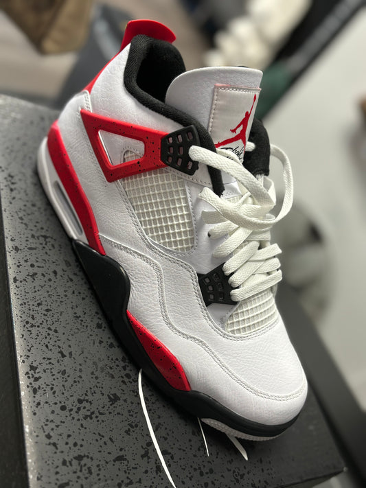 Air Jordan 4 Retro